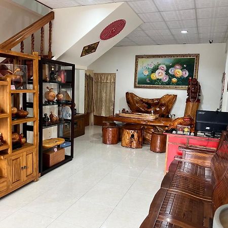 Golden Flower Homestay Yuli Ngoại thất bức ảnh