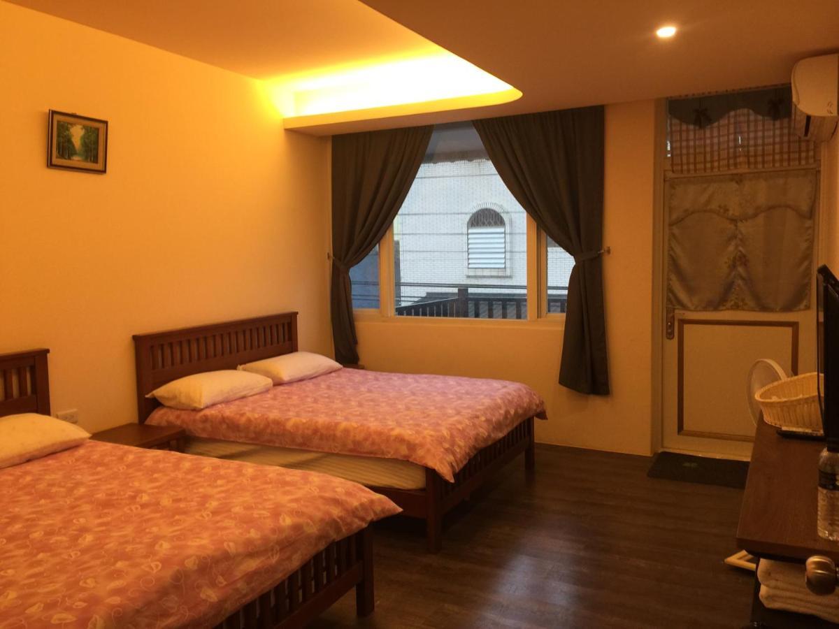 Golden Flower Homestay Yuli Ngoại thất bức ảnh