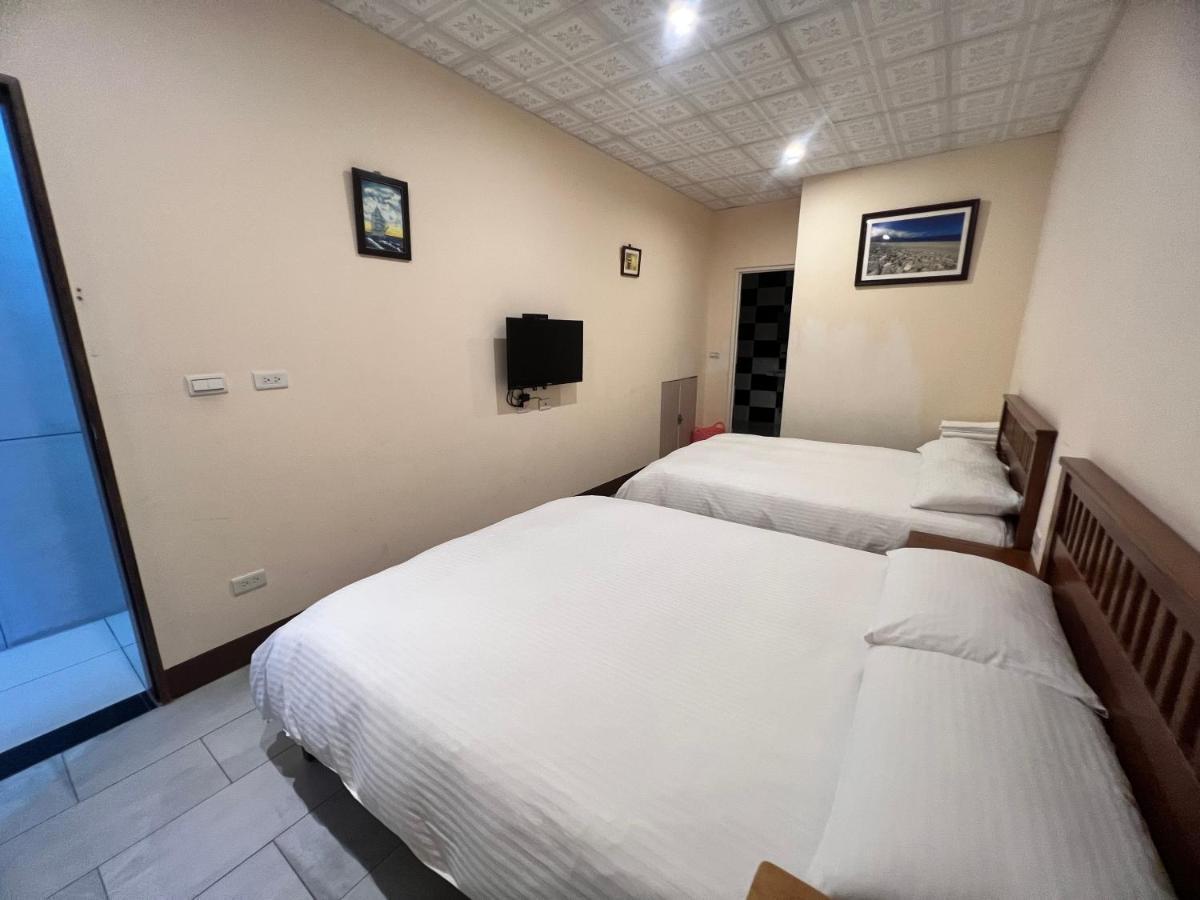 Golden Flower Homestay Yuli Ngoại thất bức ảnh